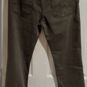 Men's Classic Brown Jeans